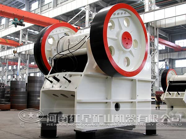 新型顎式破碎機(jī)機(jī)構(gòu)及性能優(yōu)勢介紹