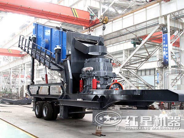 隨車(chē)一體碎石機(jī)大圖展示
