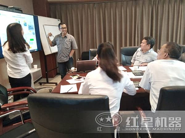 小型河卵石制砂機(jī)技術(shù)專家研討會